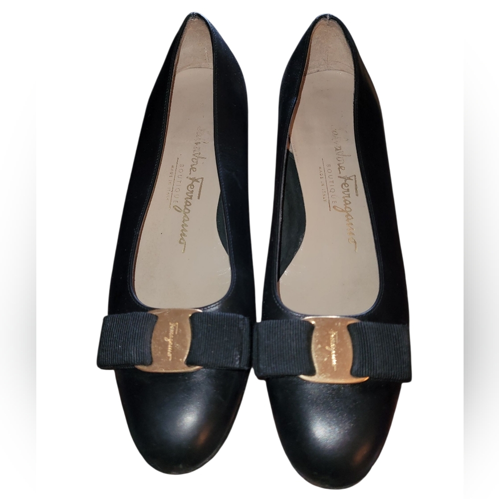 Salvatore Ferragamo Black Leather Vera Flats with Bow